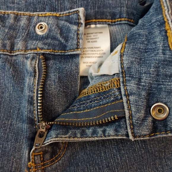 3/$30 Bundle Jeans & Dress Shirt. Child. - Picture 4 of 9